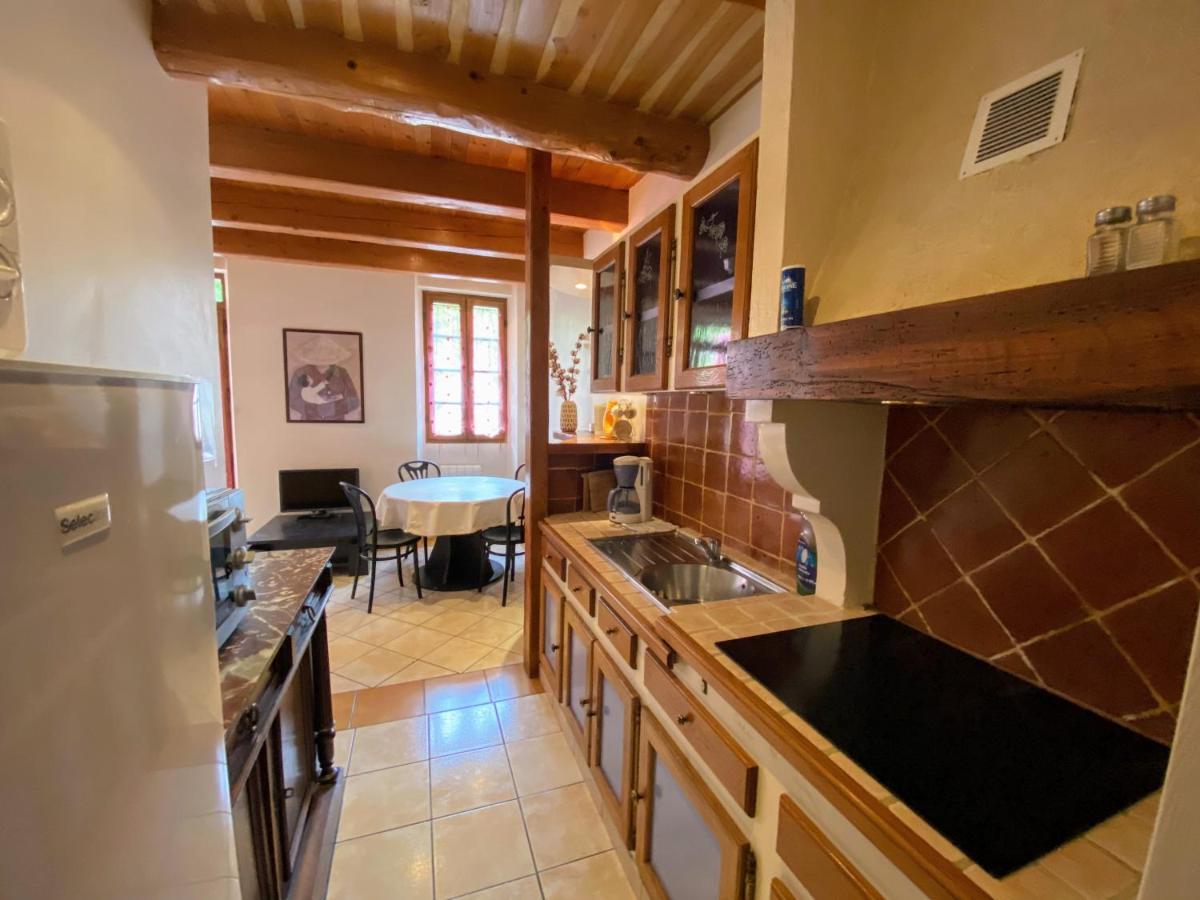 4 Pers Plein Centre Ville, Wifi, Balcon * Laragne-Monteglin